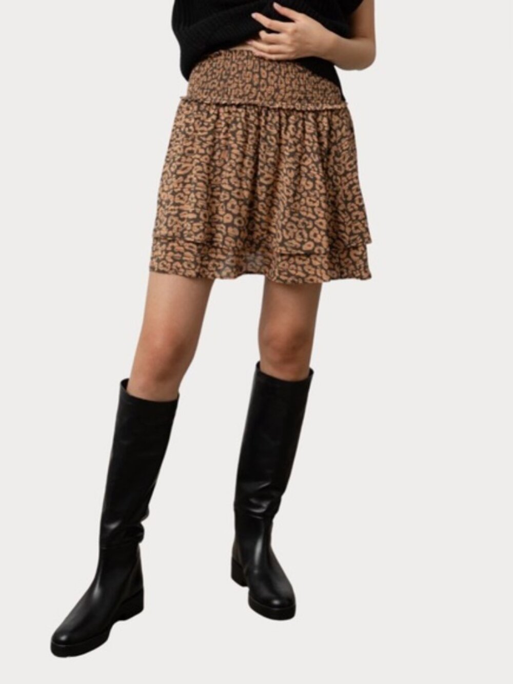 Rails Addison Animal Print Smocked Cheetah Skirt - XS